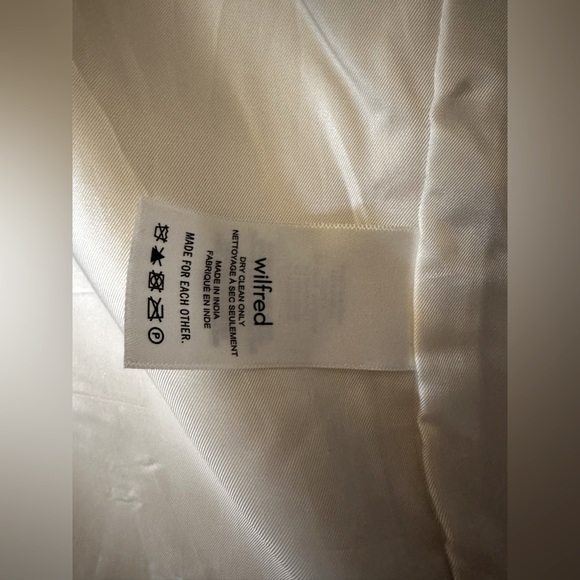 Aritzia cream blazer - Picture 6 of 6